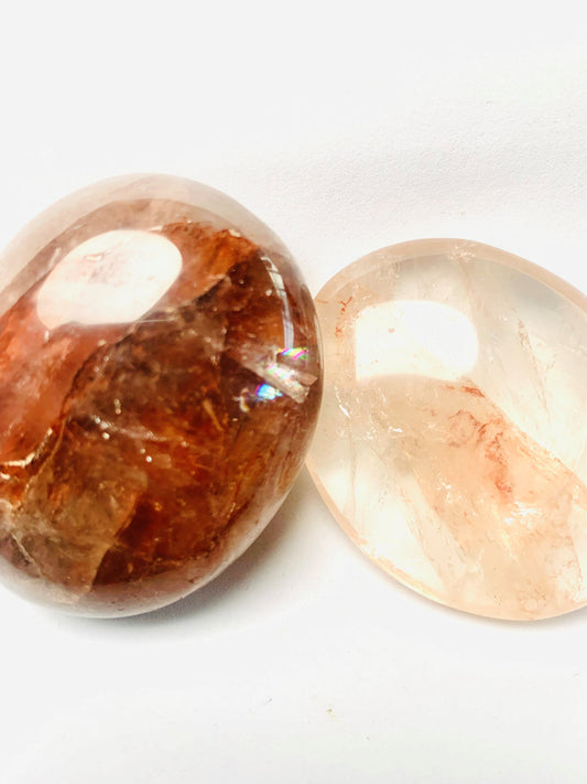 Hematoid Quartz Palm Stone