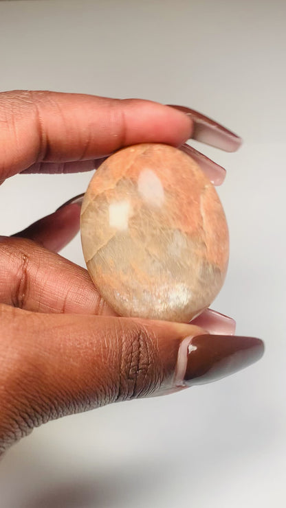 Moonstone Palm Stone